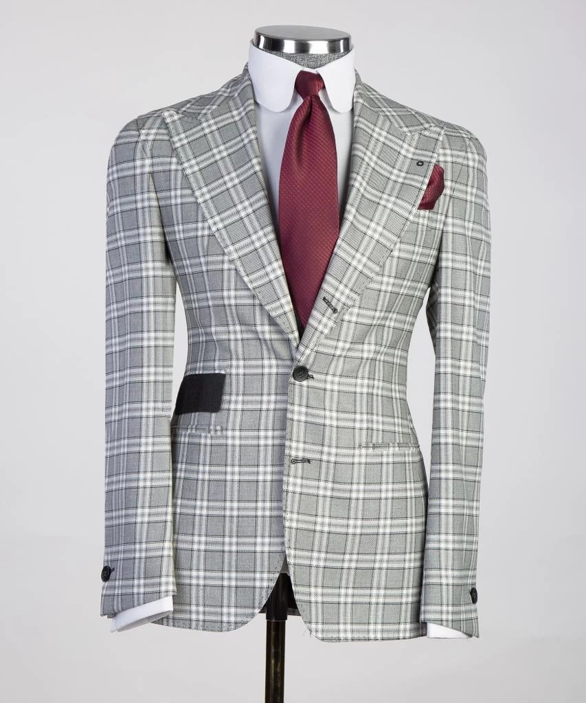 Men's Classic Suit 5 Men's Classic Suit - Image 3