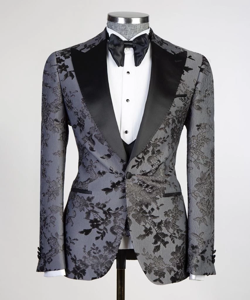 Three-pieces Suits 4 Three-pieces Suits - Image 2